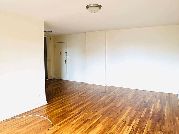 5th image of 724 E 27th St APT 3F