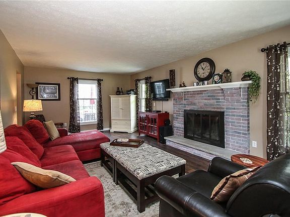 5th image of 1 Walnut Hill Dr