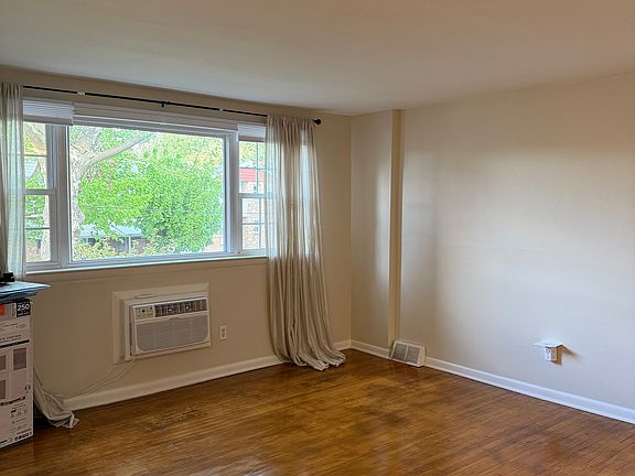 3rd image of 5465 Houghton Pl #1