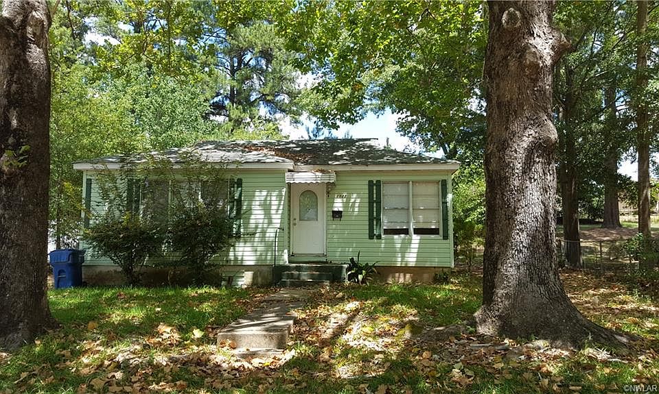 1st image of 1033 Tillman Dr