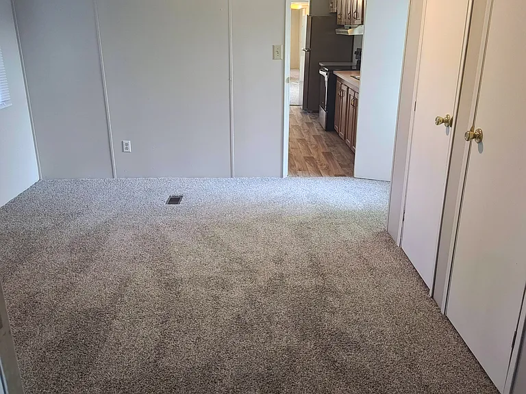 612 W Main St #16 — Photo 8