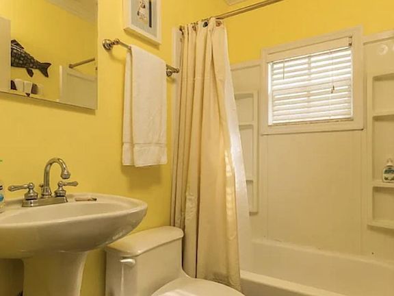 4th image of 15 Cambria St