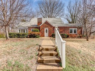 1901 Bedford Ave, Altavista, VA 24517