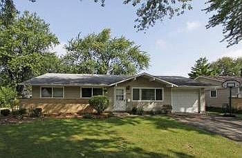 2nd image of 800 Oriole Dr