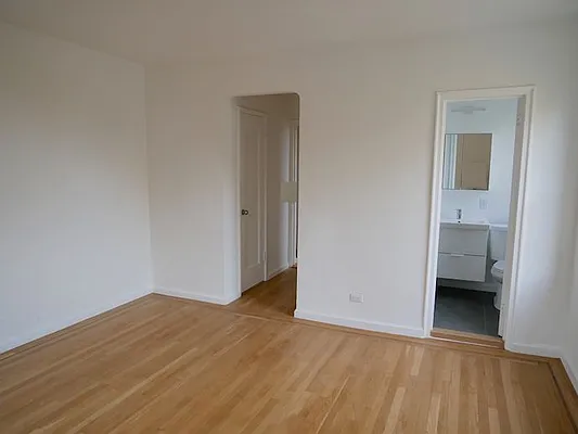 Rented by New Holland Residences | media 39