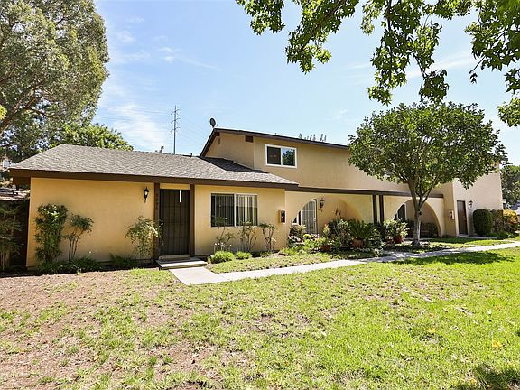 2nd image of 9898 Caminito Bolsa #1