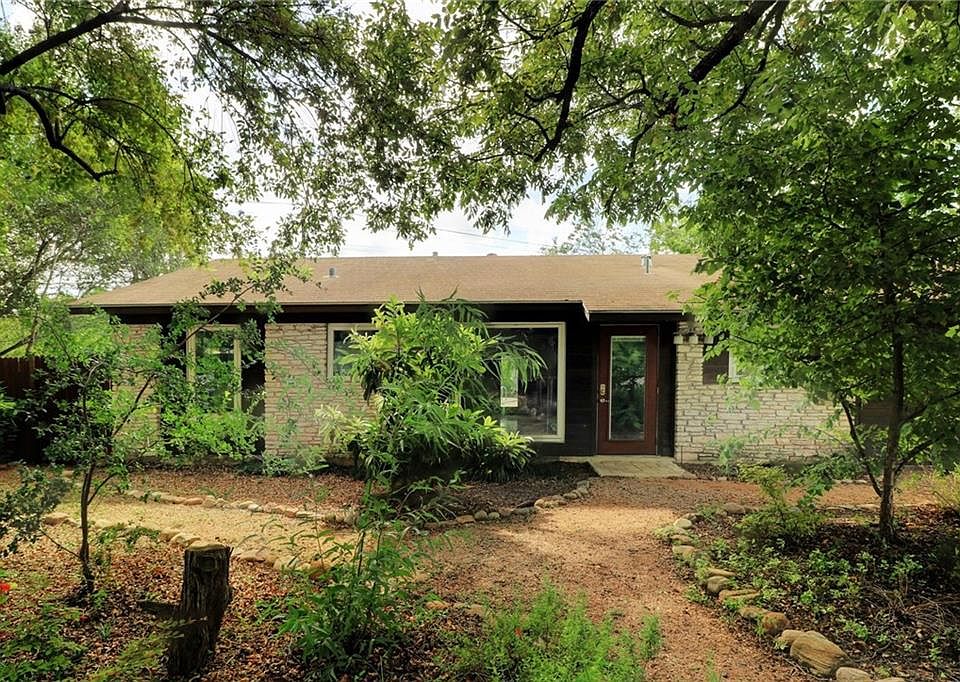 1st image of 3102 Birdwood Cir