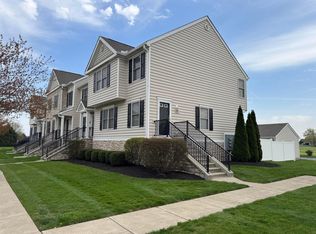 492 Autumn Ridge Cir, Pickerington, OH 43147