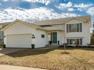 4862 Savannah Dr NW, Rochester, MN 55901
