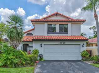 17956 NW 63rd Ct, Hialeah, FL 33015