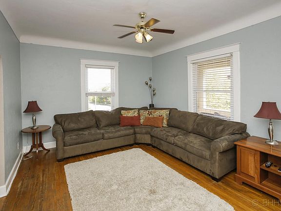 2604 burdick st-104