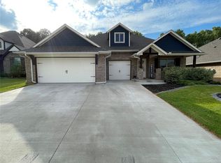 600 Side Track Rd, Yukon, OK 73099