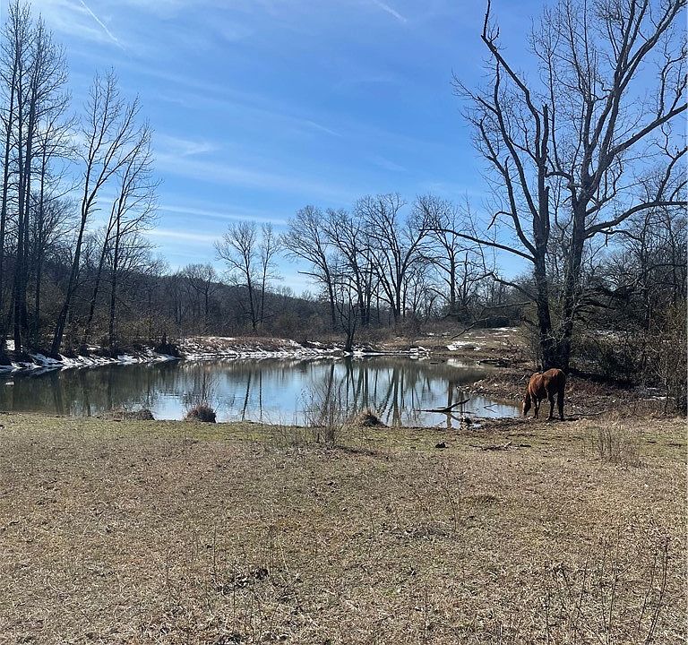 1st image of 2889 Gourdneck Valley Rd