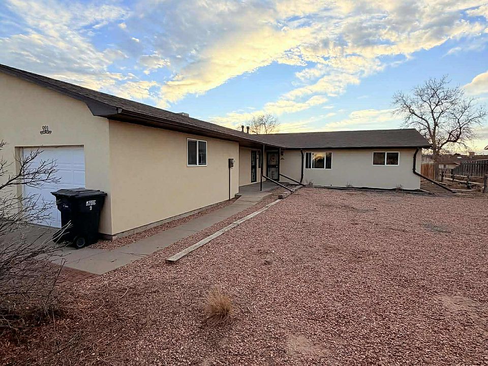 1st image of 921 S Knox Dr #921