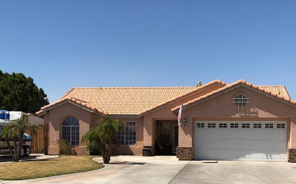 1st image of 441 River Valley Ave