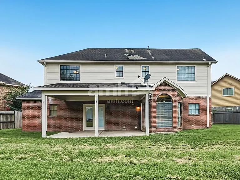 10917 Spruce Dr S — Photo 19