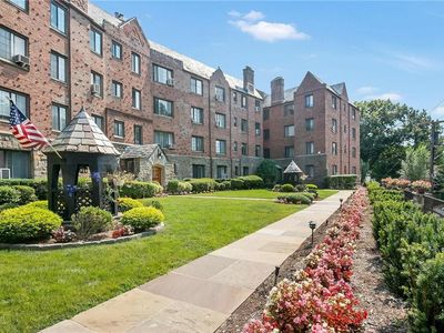 914 Wynnewood Road #2K, Pelham, NY, 10803