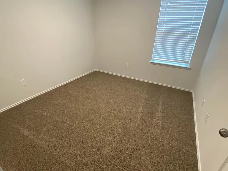 9509 Murandy Dr — Photo 10