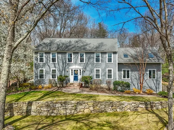 3 Hidden Brick Rd, Hopkinton, MA 01748