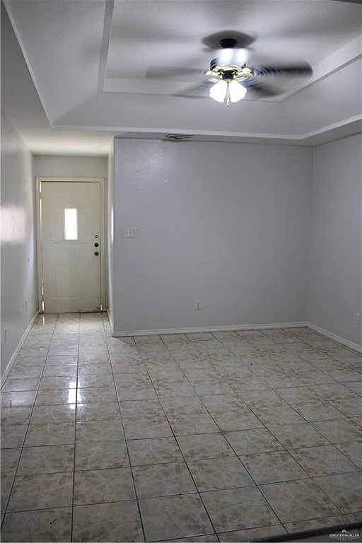 2 bed, 2.0 bath, 875 sqft, $900 — Photo 2