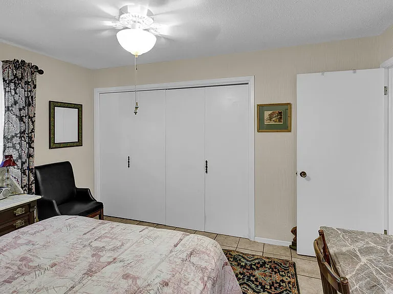 252 Shadow Mountain Dr #F1 — Photo 27
