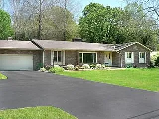 5521 River Styx Rd photo 1
