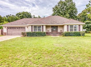 1320 Pinewood Ln, Crestview, FL 32539