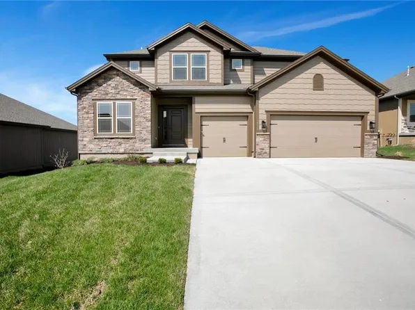 3715 NE 90th St, Kansas City, MO 64156