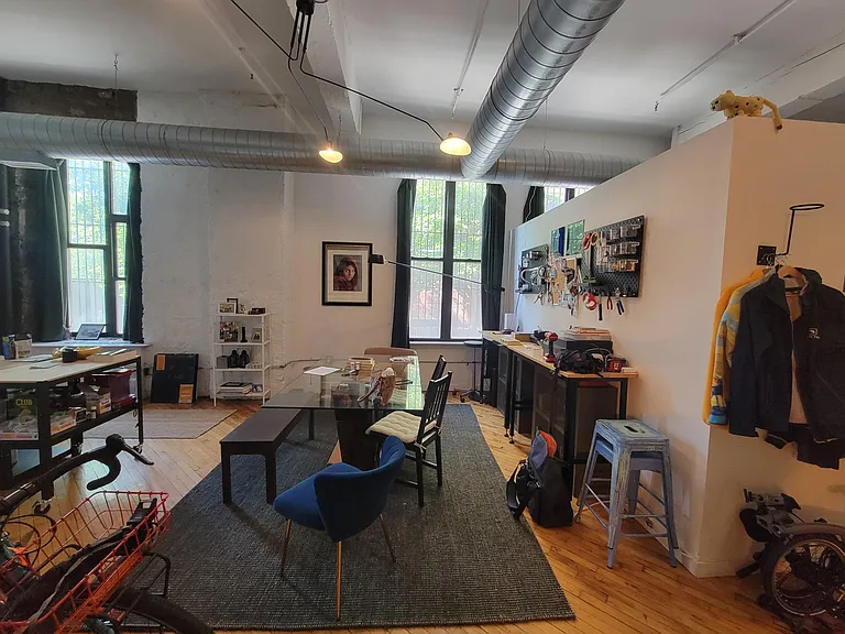 428 N 13th St #2H — Photo 7