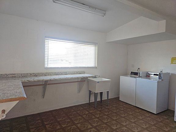 4th image of 200 S Kofa Ave #7