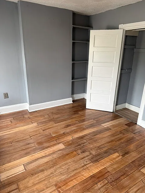 3 bed, 1134 sqft, $2,400 — Photo 3