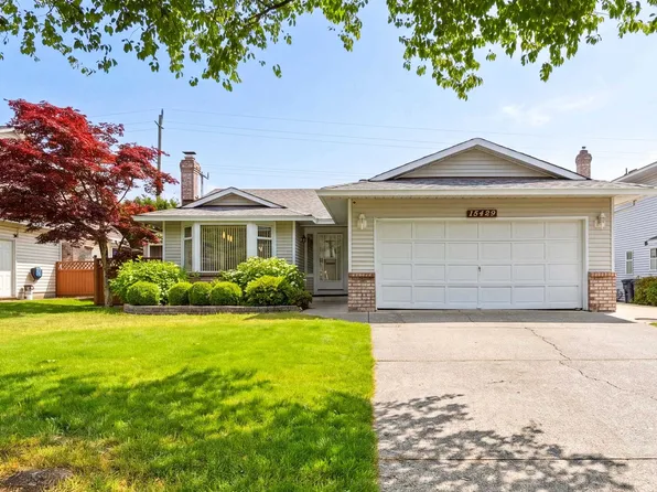 15429 95th Ave, Surrey, BC V3R 9E4