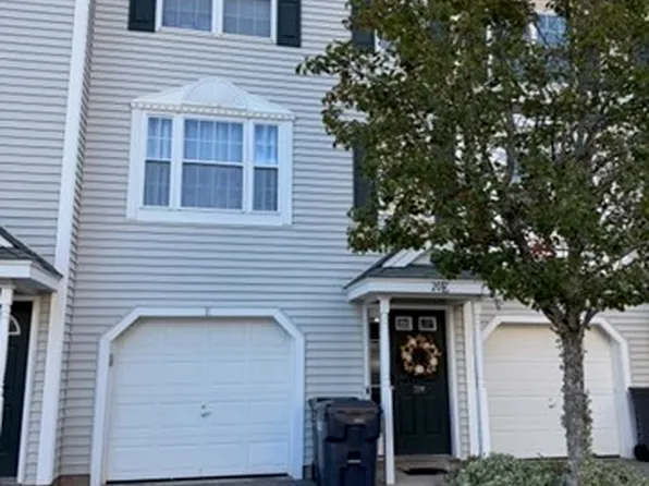 20 Merrimac Way #20E, Tyngsboro, MA 01879