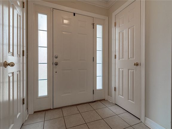 4th image of 11032 N Rose Ct