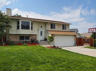 8323 W Danbury Dr, Magna, UT 84044