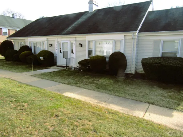 567 Old Nassau Rd #B, Monroe Township, NJ 08831