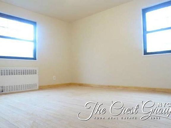 4th image of 136-63 Jewel Ave #B2