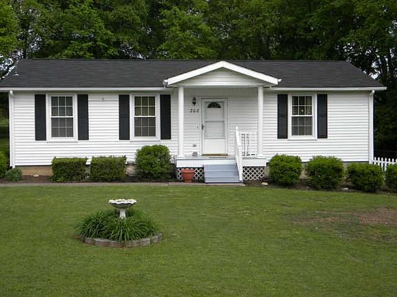 2nd image of 208 Pioneer Dr