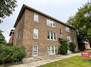8903 Lincoln Ave, Brookfield, IL 60513