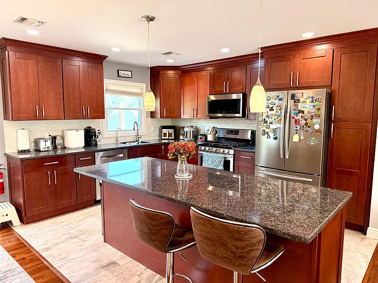 13-55 Comerford Pl — Photo 4
