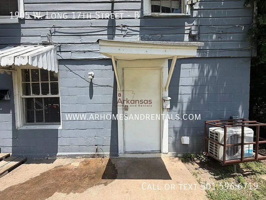 1905 W. Long 17th Street | 2 Bedrooms | 1 Bathroom *1/2 Off First Month's Rent* — Photo 1
