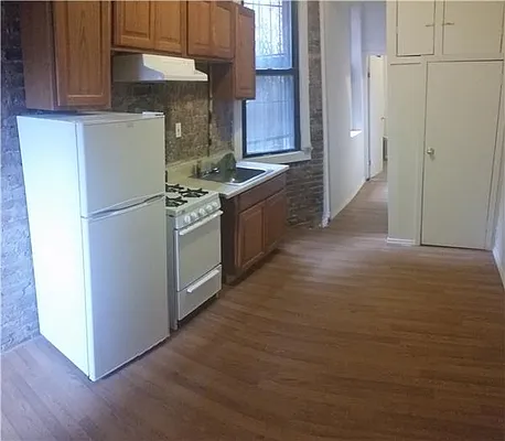 Rented by R New York | media 11