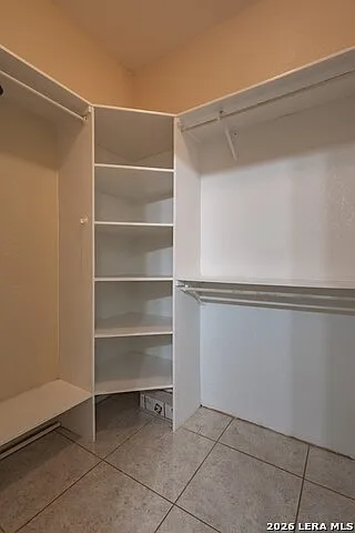 2201 Zacatecas Dr — Photo 33