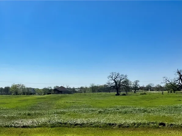 9969 Panther Creek Rd, Iola, TX 77861
