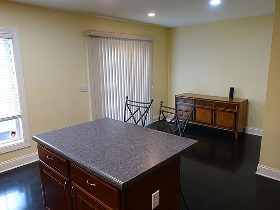 4th image of 100 Parker Ave Unit 25