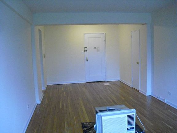 4th image of 8455 Daniels St APT 3D