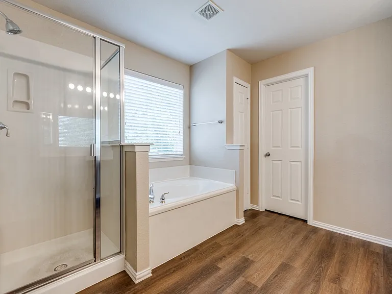3808 Oakhurst Ln — Photo 17
