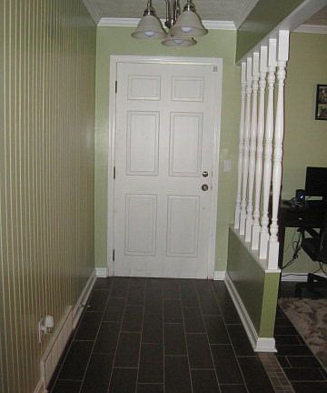 Entry/Foyer