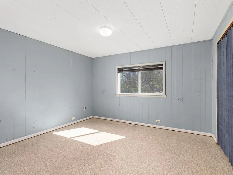1912 Timberline Ln — Photo 9