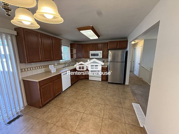 4th image of 3826 W Tuscaloosa Way